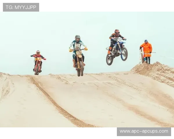 世界杯训练营最新动态 力量耐力与速度全面提升助力赛场表现